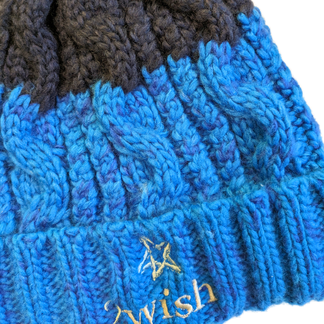 2wish chunky knit bobble hat close-up